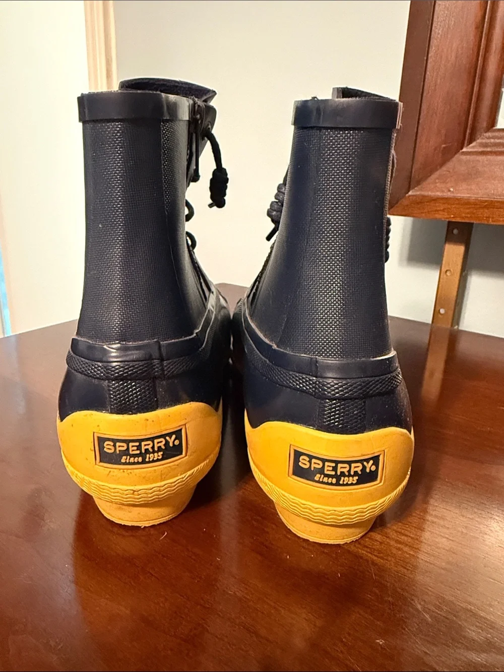 Sperry rubber rain duck boots